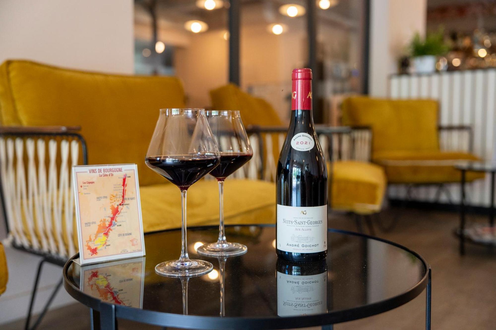 Kyriad Nuits Saint Georges Dijon Sud Экстерьер фото