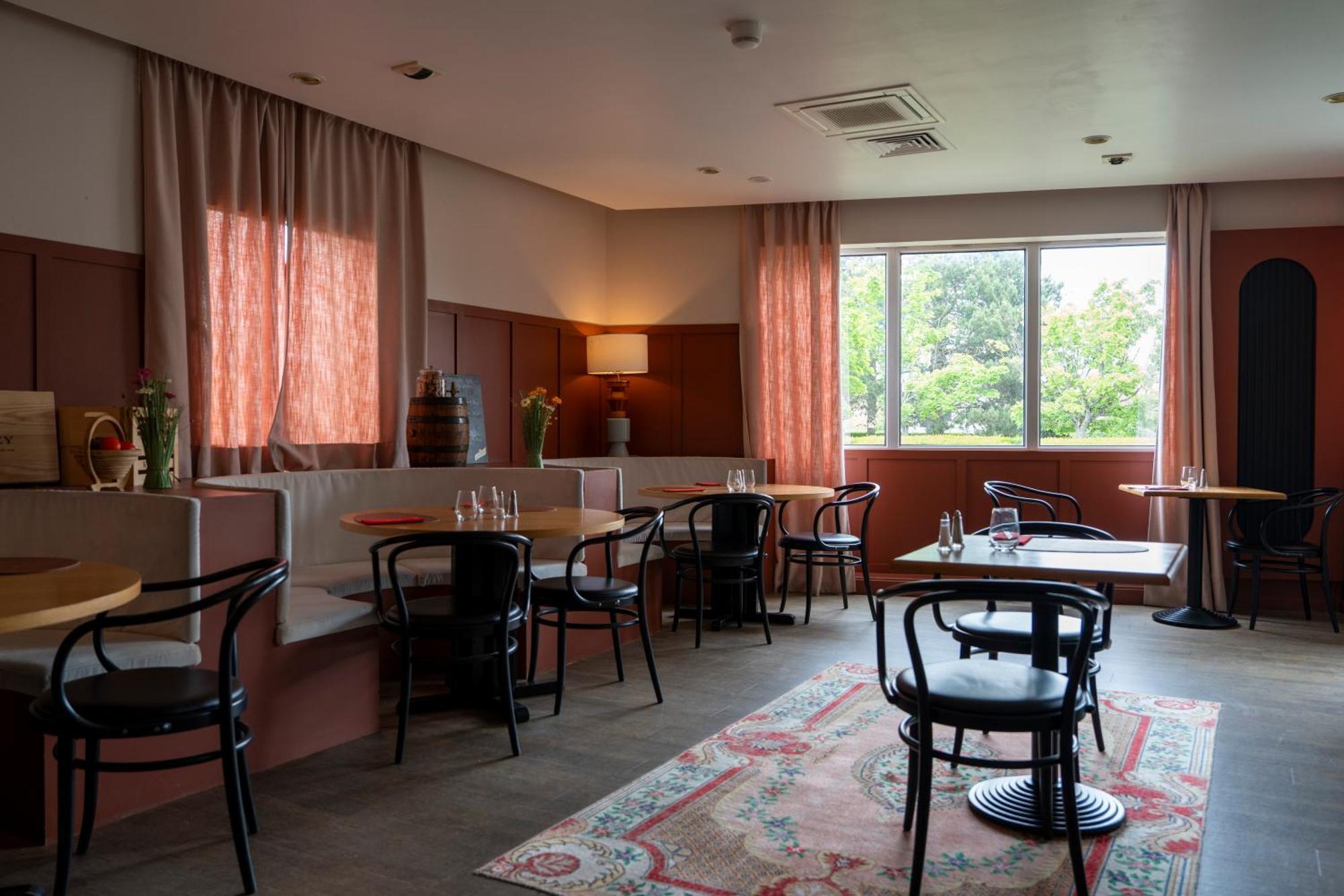Kyriad Nuits Saint Georges Dijon Sud Экстерьер фото
